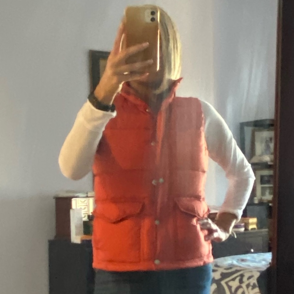 J Crew Orange puffer vest size XS